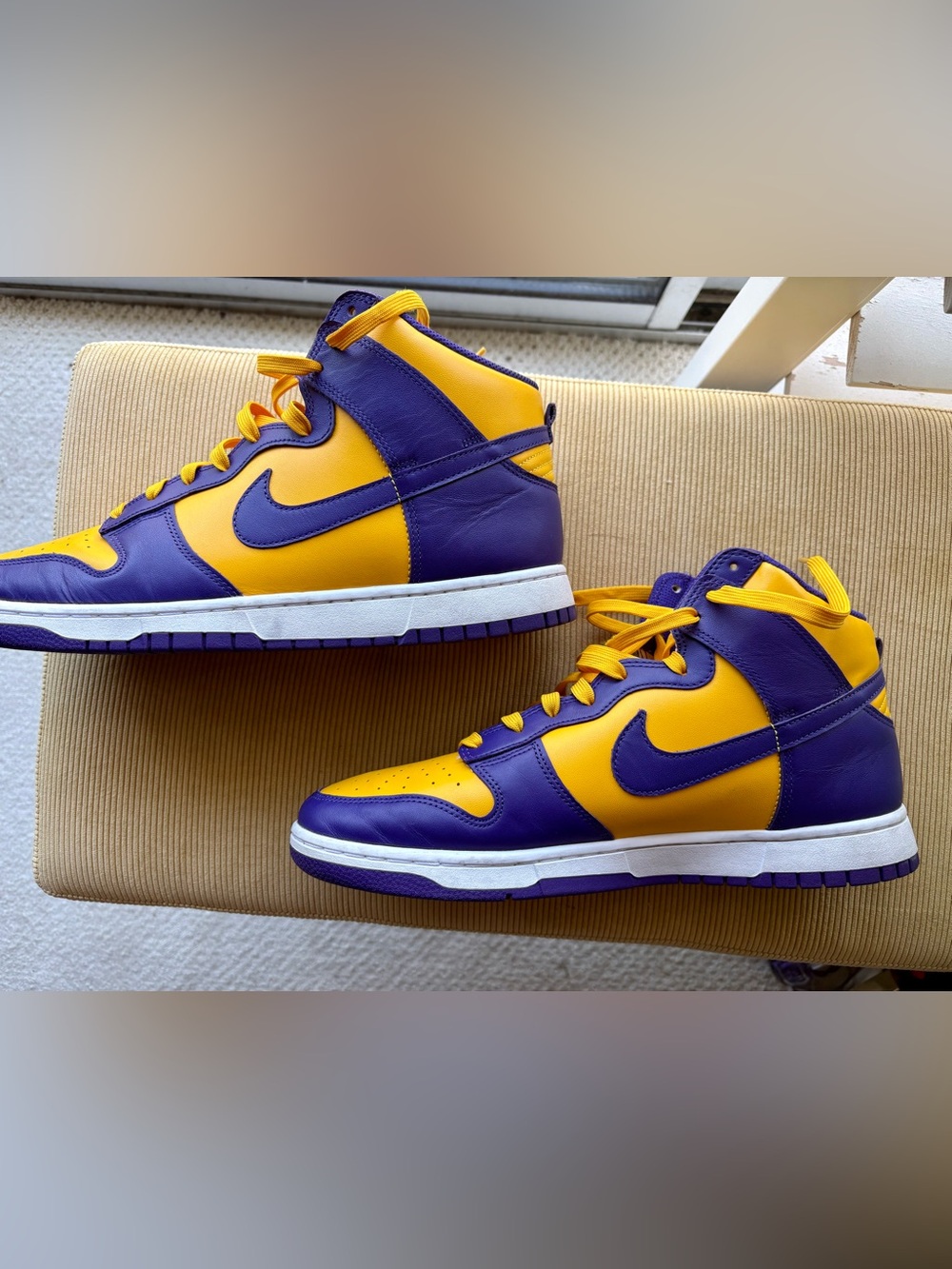 Nike High-Top Sneakers in Purple and Gold, Retro Lakers. Great condition. - Picture 4 of 5